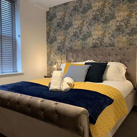 Bright 1Br Apartment In Preston Престън Екстериор снимка